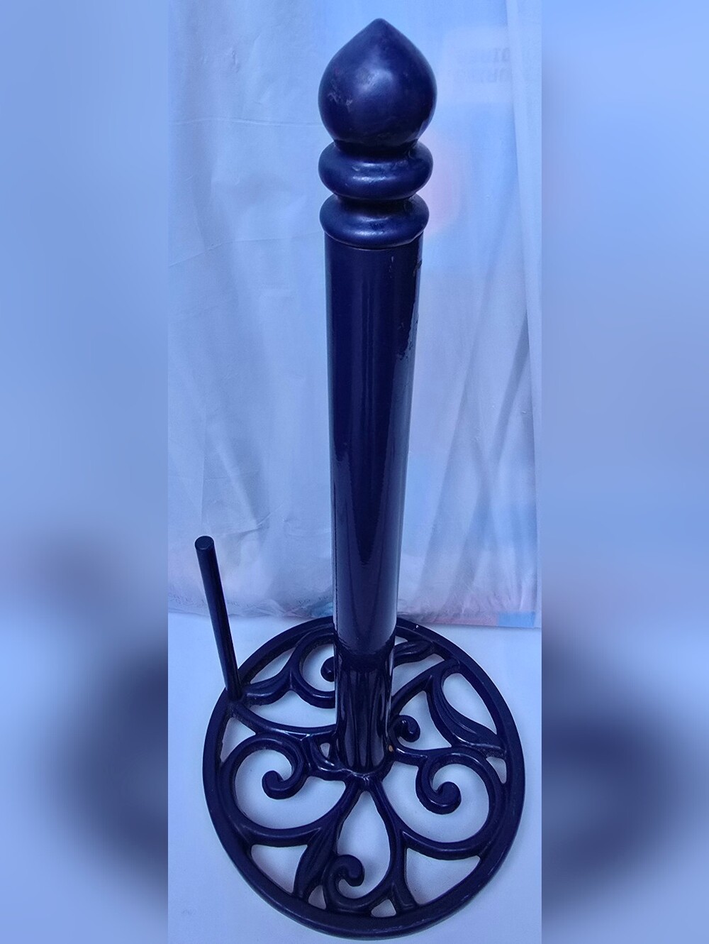 Table top blue cast iron kitchen roll  towel rack - Classic Scroll Design